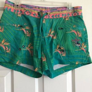 Guy Harvey shorts size 6